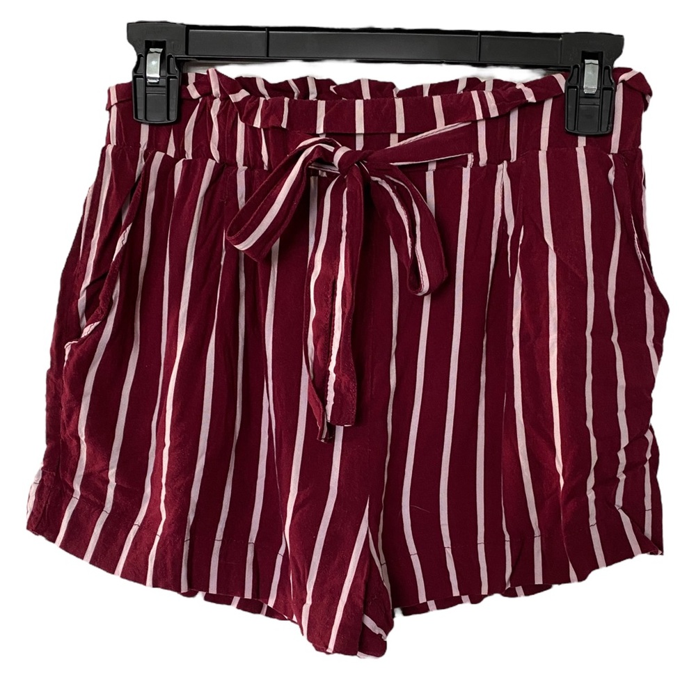 🔵AMBIANCE APPAREL | FLOWY BURGANDY AND WHITE HIGHWASTED, TIE IN FRONT MED